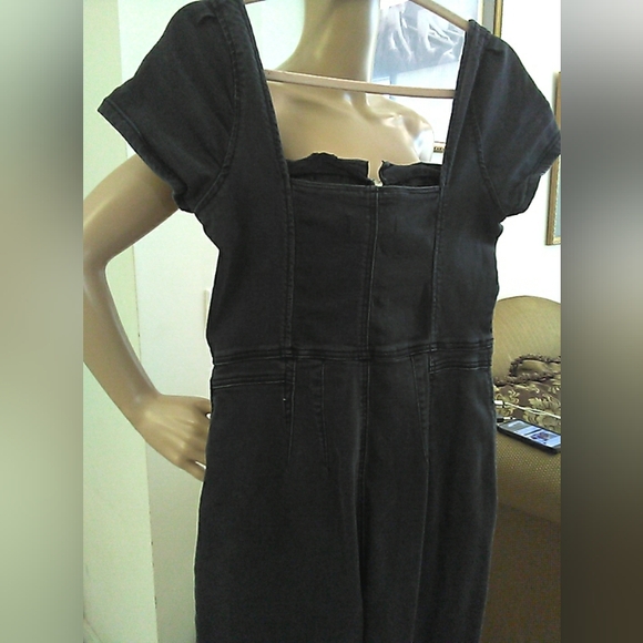 WE THE FREE Chic Black Denim Jumpsuit Front Zipper PKTS.STRETCHY SZ. LG 🔥🔥🔥🔥 - Picture 6 of 14
